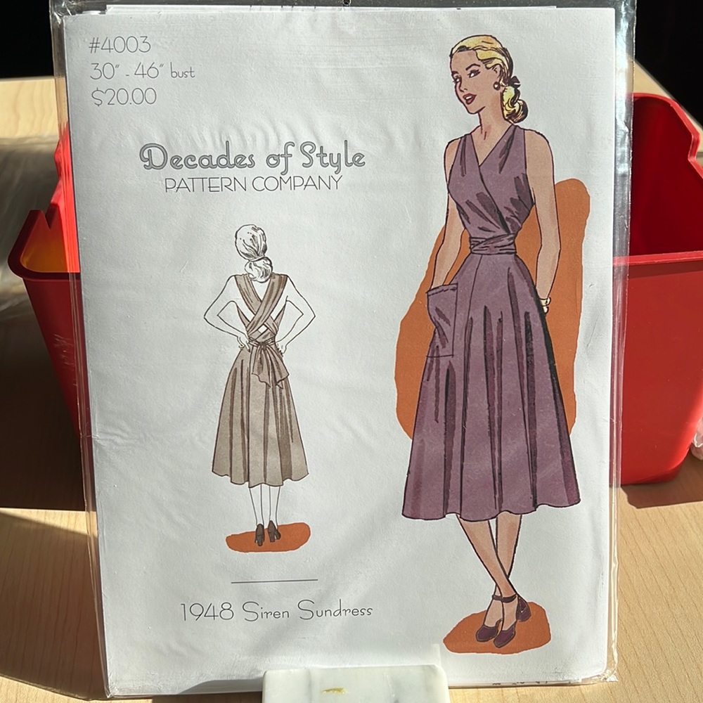 Decades of Style Pattern Company 1948 Siren Sundress uncut factory fold